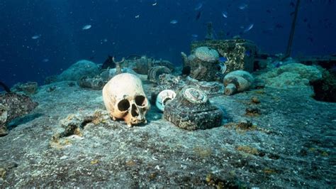 Im Genes Fascinantes Del Cementerio Submarino M S Grande Del Mundo