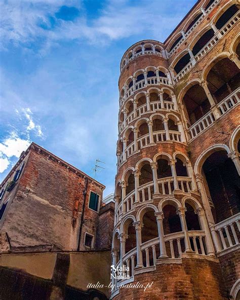 Scala Contarini del Bovolo najpiękniejsze schody Wenecji