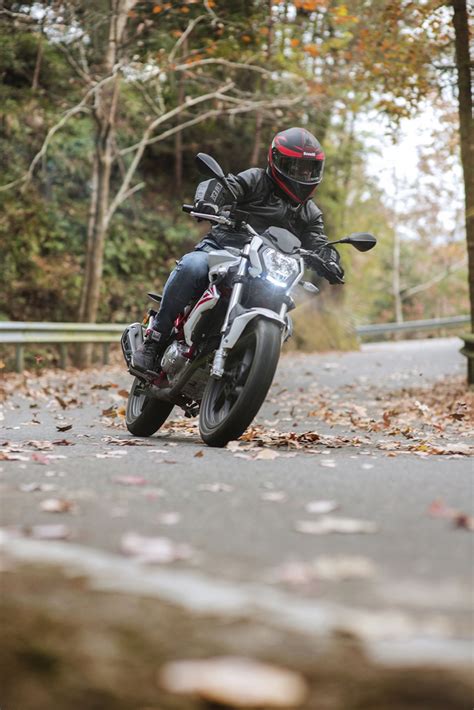 Motorrad Vergleich Zontes G Vs Benelli Bn