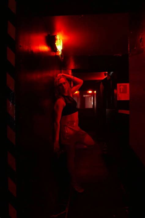 Fun In The Tranny Sex Club Pics Xhamster