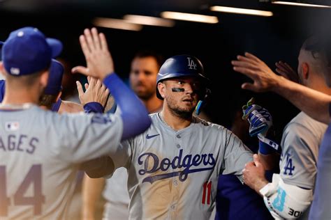 Dodgers News LA S Streak Continues With Miguel Rojas Stellar