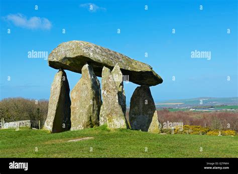 Pentre Ifan A Neolithic Dolmen In Pembrokeshire Wales UK Stock Photo