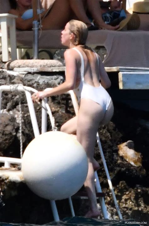 Amber Heard See Through In Wet White Swimsuit Playcelebs Net