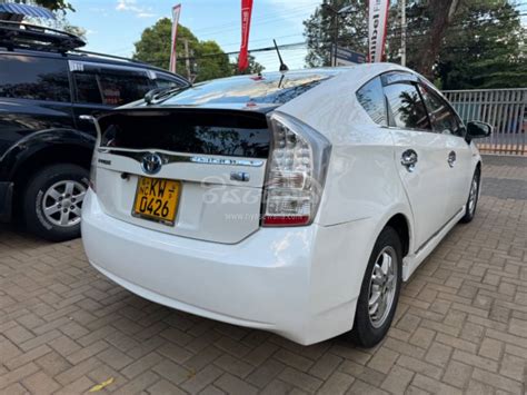 Toyota Prius 3rd S Touring Used 2011 Hybrid Negotiable Sri Lanka