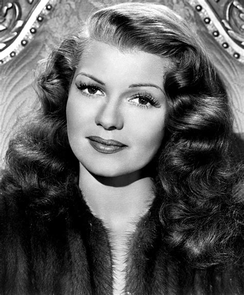 Emily's Vintage Visions: 1940s Rita Hayworth Inspired Hair Tutorial