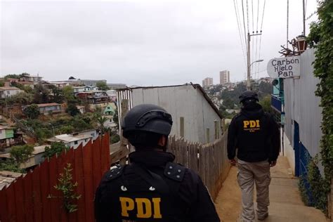 Hombre fue asesinado a balazos en la vía pública en Valparaíso