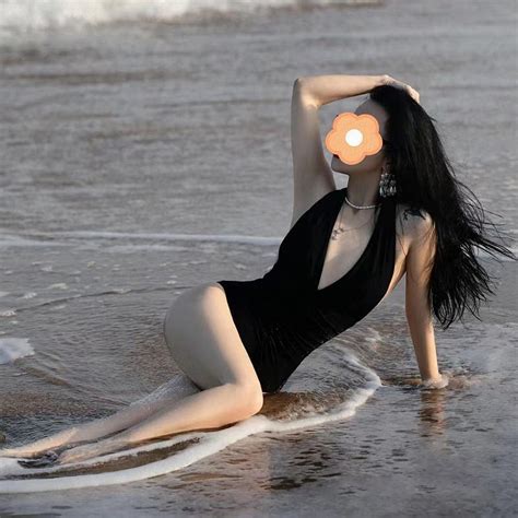 Generic Retro Premium Hong Kong Style One Piece Sexy Red Hot Girl Deep V Swimsuit Female Slim