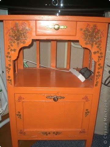 Тумбочка под телевизор с элементами декупажа | Страна Мастеров