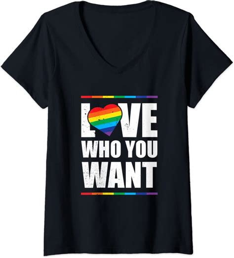 Femme Love Who You Want LGBT La fierté gaie arc en ciel T Shirt avec Col en V Boutique Gay