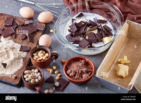 Erdnussbutter Und Schokoladenkuchen Fotos Und Bildmaterial In Hoher