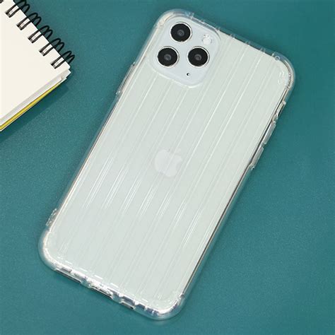 Ốp lưng iPhone Pro Nhựa dẻo Luggage Nake Slim JM Nude giá rẻ