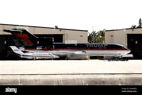 EXCLUSIVE!! This is Donald Trump's private jet. An upgraded 1968 Boeing ...