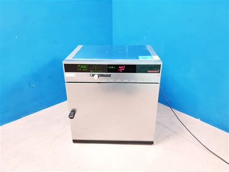 sell laboratory incubator memmert inp  germany bimedis