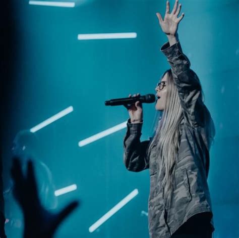 ME SANASTE HEALER HILLSONG WORSHIP Su Presencia LETRAS