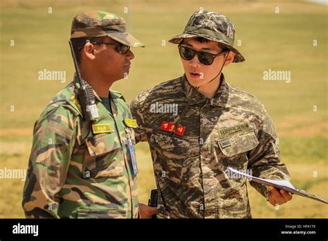 Bangladesh army hi-res stock photography and images - Alamy