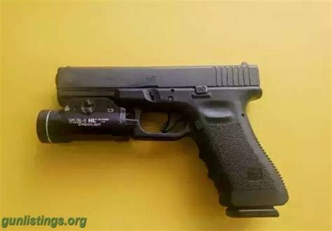 Pistols Glock 19
