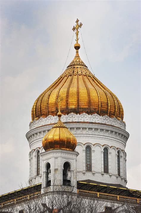 Golden Domes Of The Cathedral Of Christ The Savior In Moscow Editorial