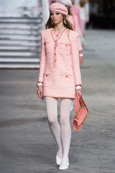 Chanel Resort 2019 Fashion Show Collection See The Complete Chanel