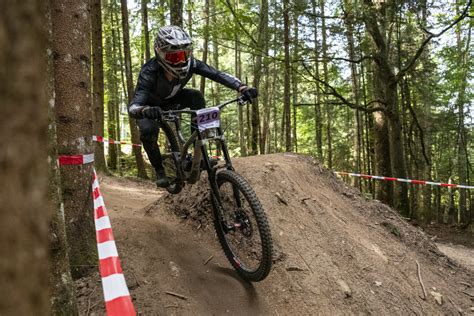 La Gruyère VTT Hot Trail Series à La Berra photos Thomas Delley