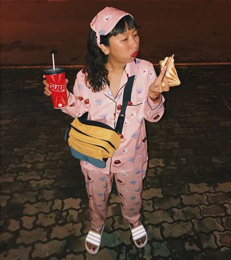 Di N Bikini Khoe D Ng Trang H V N Kh Ng B C Th N Th I L Y L I C A M Nh