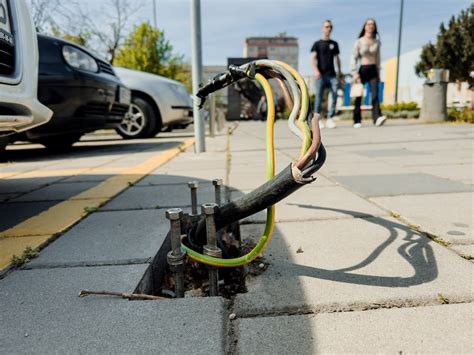 Info Bijeljina Bijeljina Punja I Za Elektri Na Vozila Uklonjeni Sa