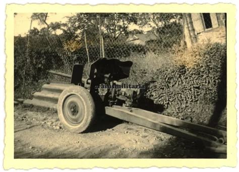 ORIG FOTO FRANZ Beute PaK Geschütz Panzerjäger Kanone in Frankreich