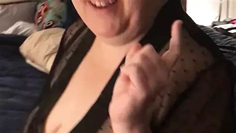 Jizzy Slutwifes Pussy Gets A Rough Fuck By A Huge Fucking Machine XHamster