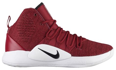 The Nike Hyperdunk X Finally Has A Release Date Weartesters