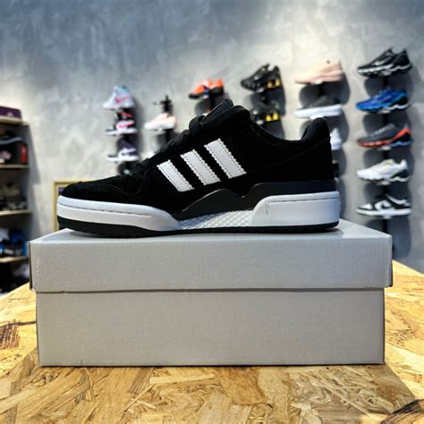Adidas Forum Low Preto E Branco - Tênis Adidas Fórum Low Camurça Preto com Branco