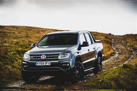 2019 Volkswagen Amarok Black Edition UK Version Stunning HD Photos