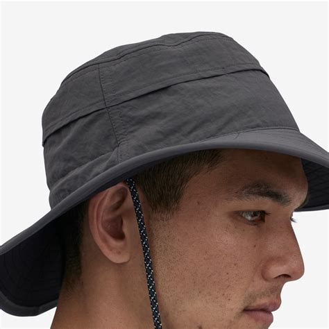 Top 10 Best Sun Protection Hats for Men - toplist.info