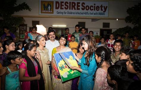 Samantha Celebrates Diwali at Pratyusha Foundation - Photo 5 of 33