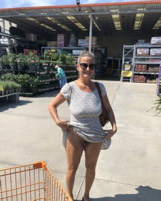 Ex Girlfriend Leslie Walmart Home Depot Cellulite Thighs Ass Porn