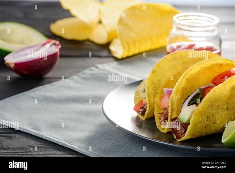Homemade Hard Shell Tacos Cripsy Corn Tortillas Stock Photo Alamy