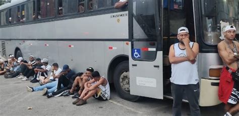 Briga De Torcidas De Botafogo E Santos Tem Presos E Policiais