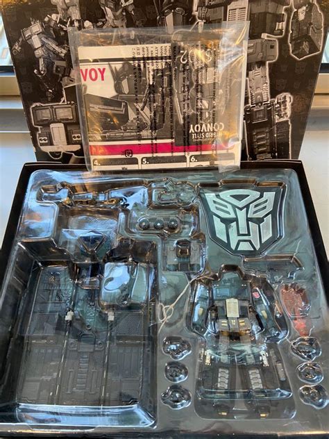 Takara Tomy Transformers Hybrid Style Black Convoy Ths T H