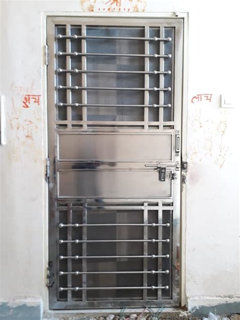 Bhopal Steel Stainless Steel Ss Designer Gate For Home Residential At