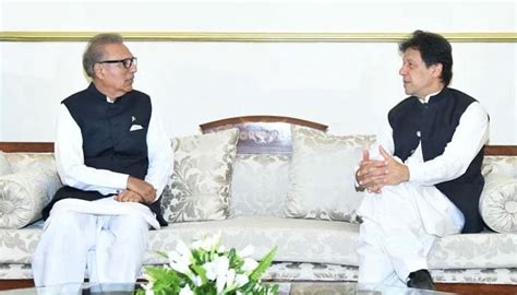 President Arif Alvi Expresses Solidarity With Imran Khan