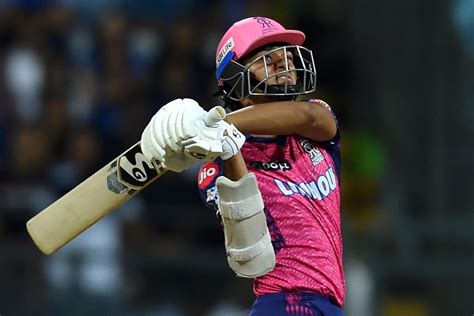 Fastest Fifty In IPL History Yashasvi Jaiswal Breaks KL Rahuls Record