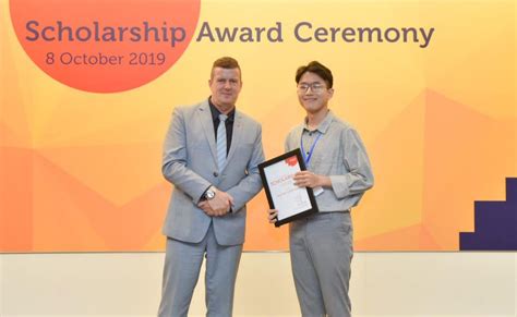 Hot Boy Ielts B T M V K H C U Ti N T I Rmit V I H C B Ng To N Ph N