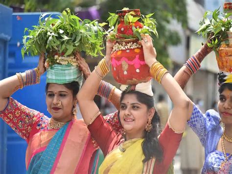 Know Bonalu holiday in Telangana