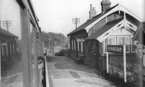 Felmingham Felmingham Was A Simple Station With A Single P Flickr