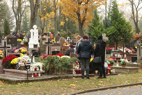 Listopada Zmiany W Organizacji Ruchu Przy Cmentarzach Gi Ycko