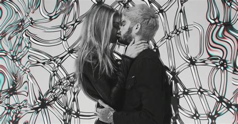 Zayn Malik Kisses Gigi Hadid In ‘pillowtalk Video Gigi Hadid Music Music Video Zayn Malik