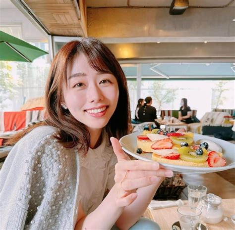 伊藤京子さんのインスタグラム写真 伊藤京子Instagram フルーツたっぷりのパンケーキが食べられて幸せだった日 さて