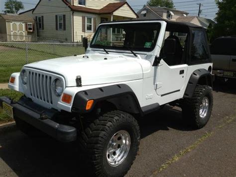 Find Used 1997 Jeep Wrangler Sport Sport Utility 2 Door 40l In