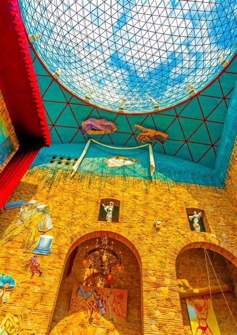 Inside The Salvador Dali Museum Editorial Stock Image - Image of inside, building: 27673194