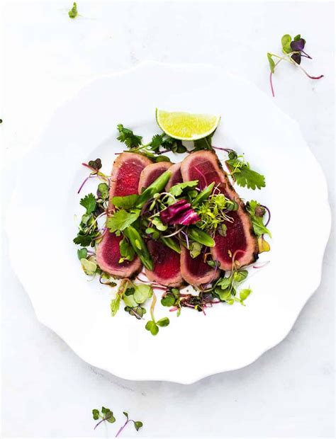 Seared Ahi Tuna With Mixed Greens And Asian Citrus Vinaigrette Salad Dressing Vinaigrette Salad