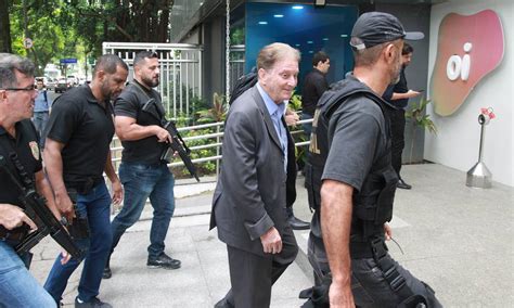 Filho de Lula na mira da justiça Juiz mantém investigação sobre