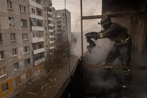 Ukrainian Underground Network Helps Destroy Russian Forces In Donetsk